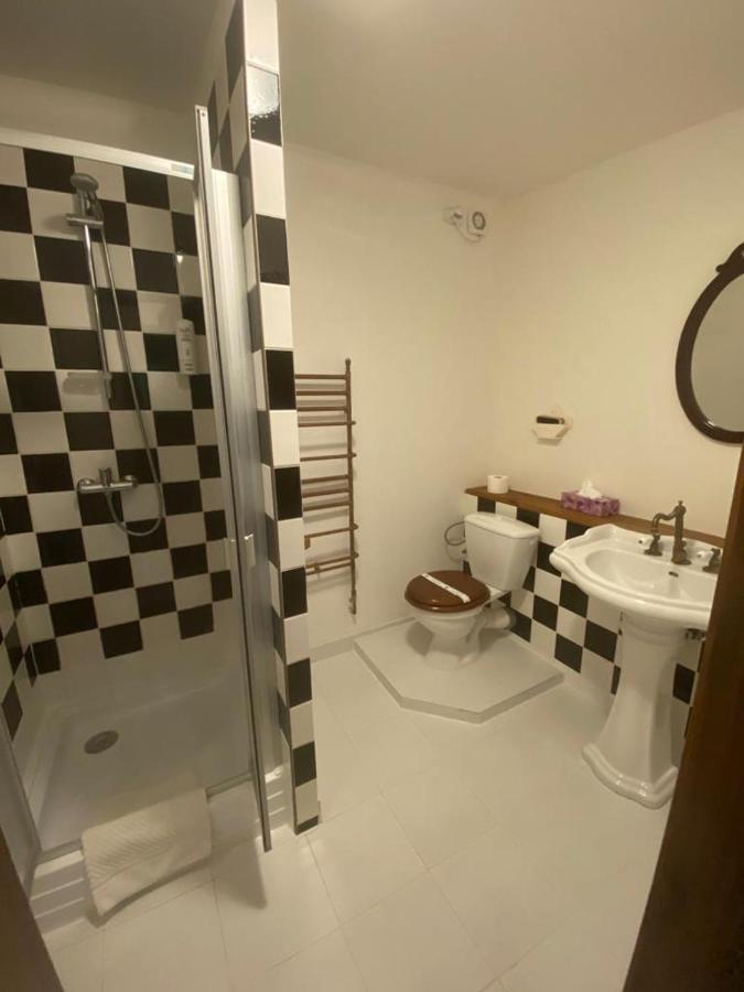 Areal Botanika Hotel Unhost Ngoại thất bức ảnh